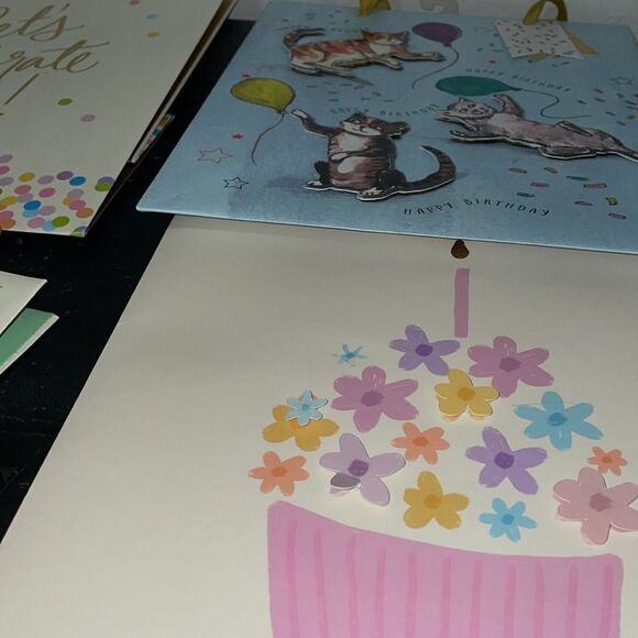 New bundle set Set of 13 paper gift bags for different occasions - Picture 7 of 13